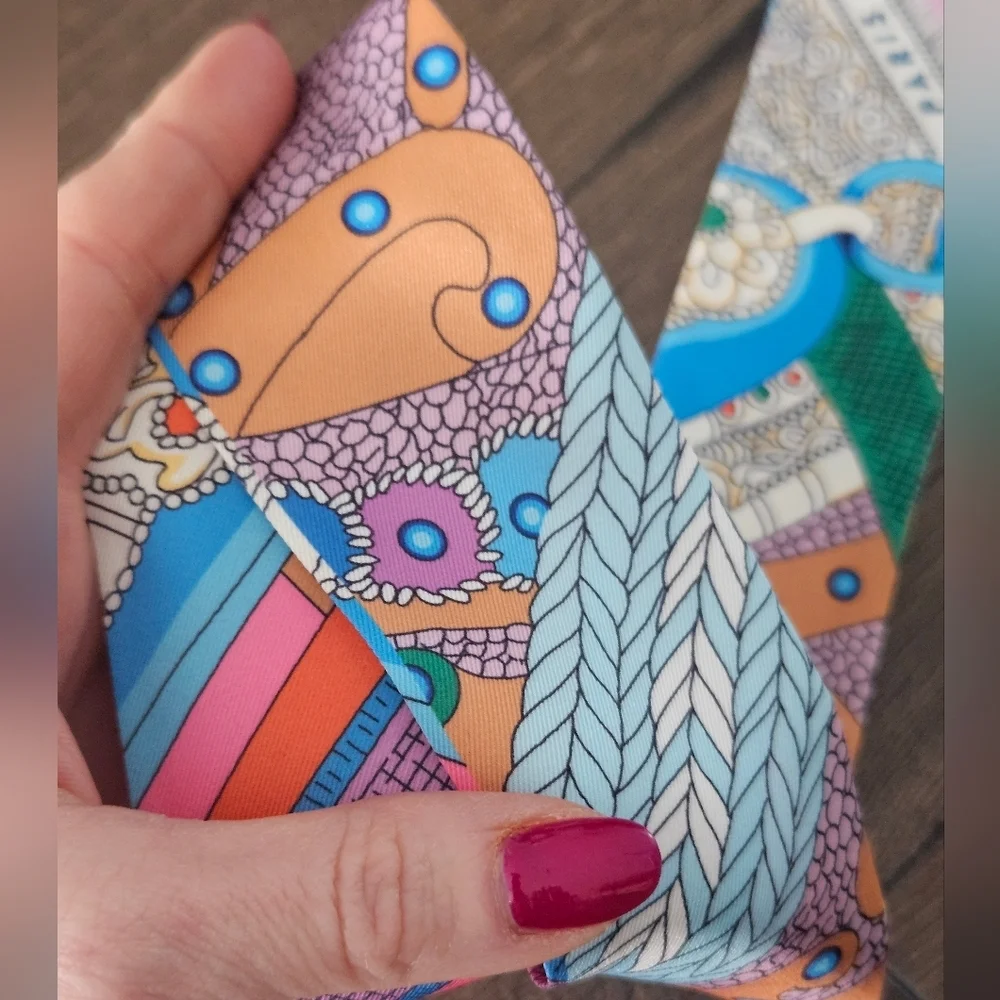 NEW French Retro Colorful Print 